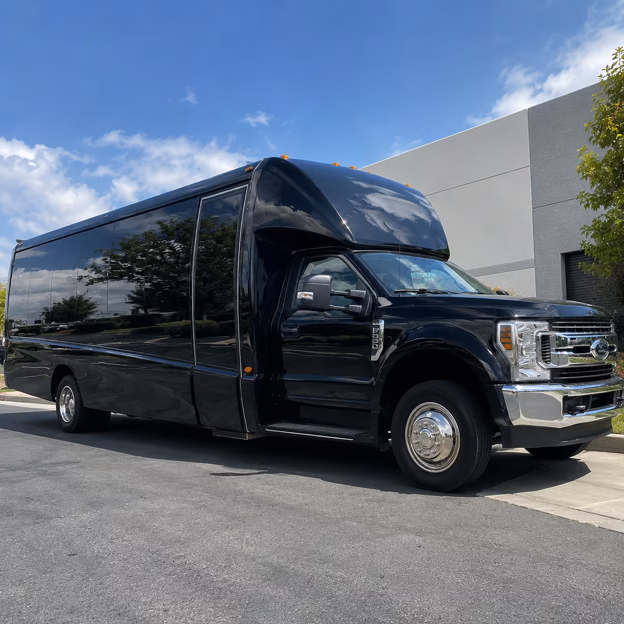 airport transfer buses for clovis wedding guests flying into fresno