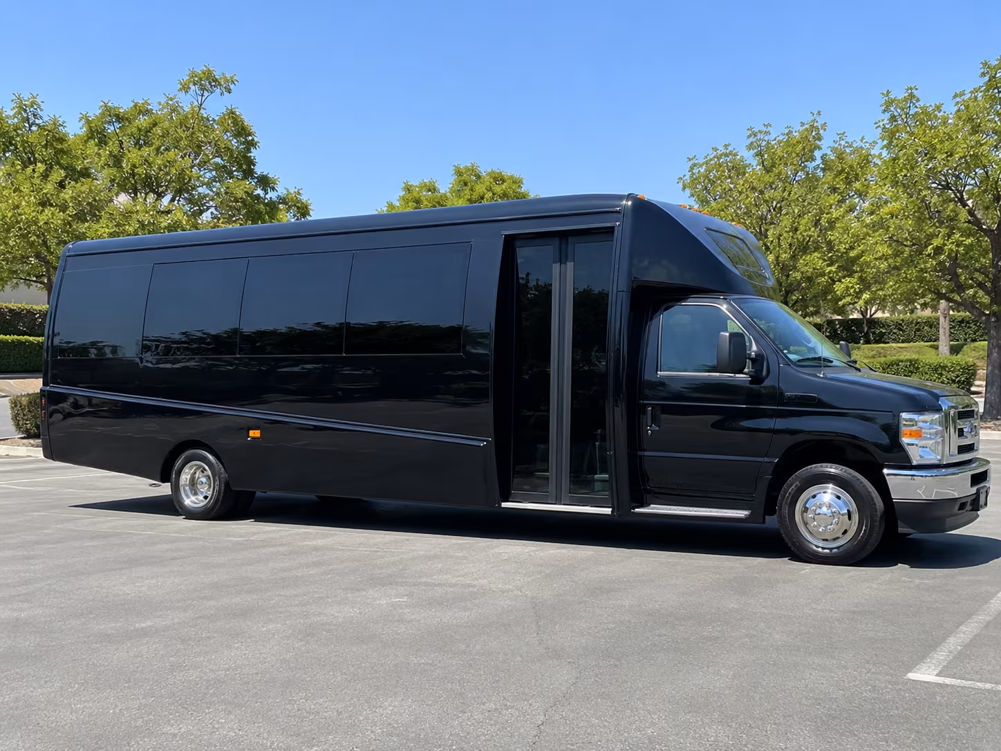 find the perfect transportation for your next wedding 5