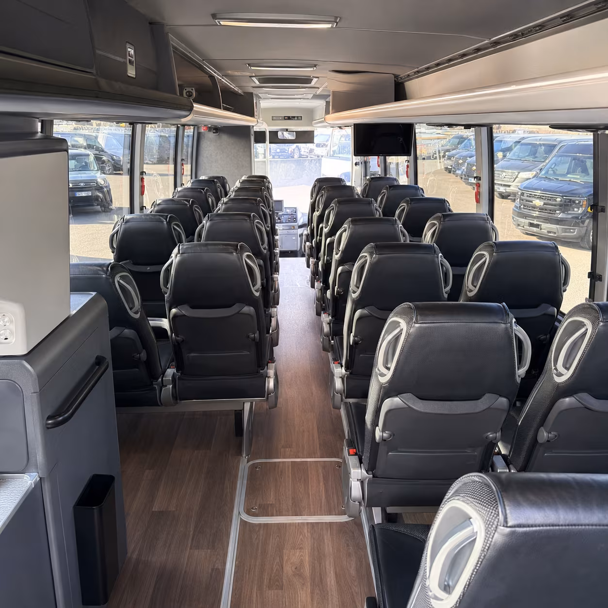 minibuses for smaller concert groups around the fresno metro