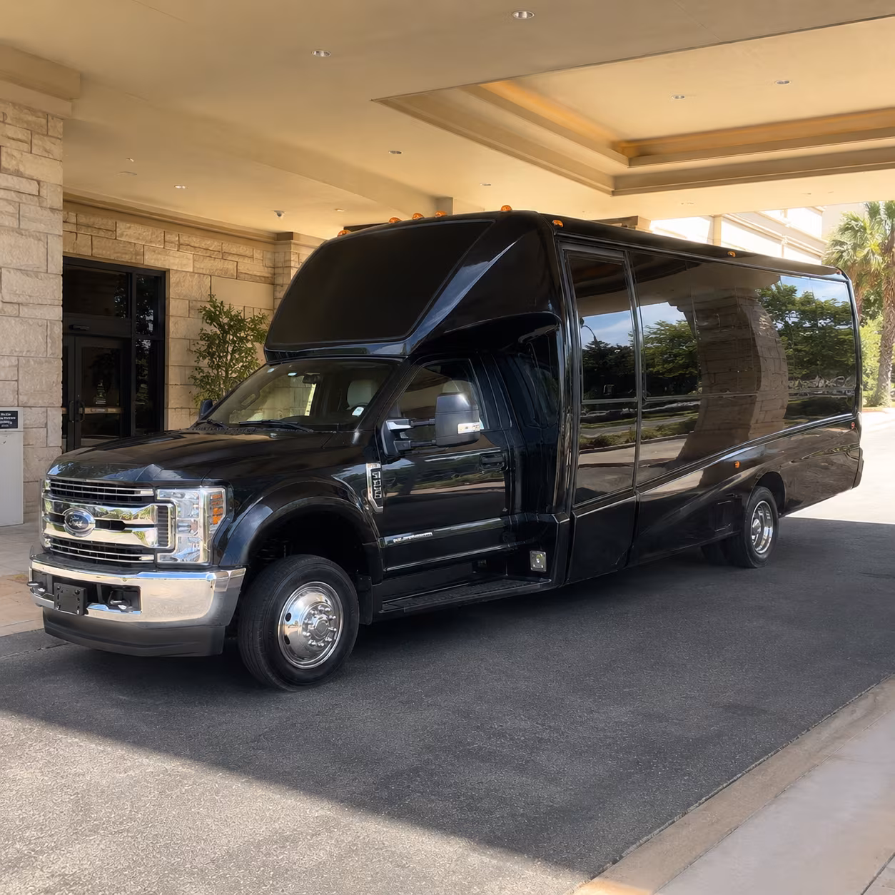 why rent using cloviscoachbusservice com