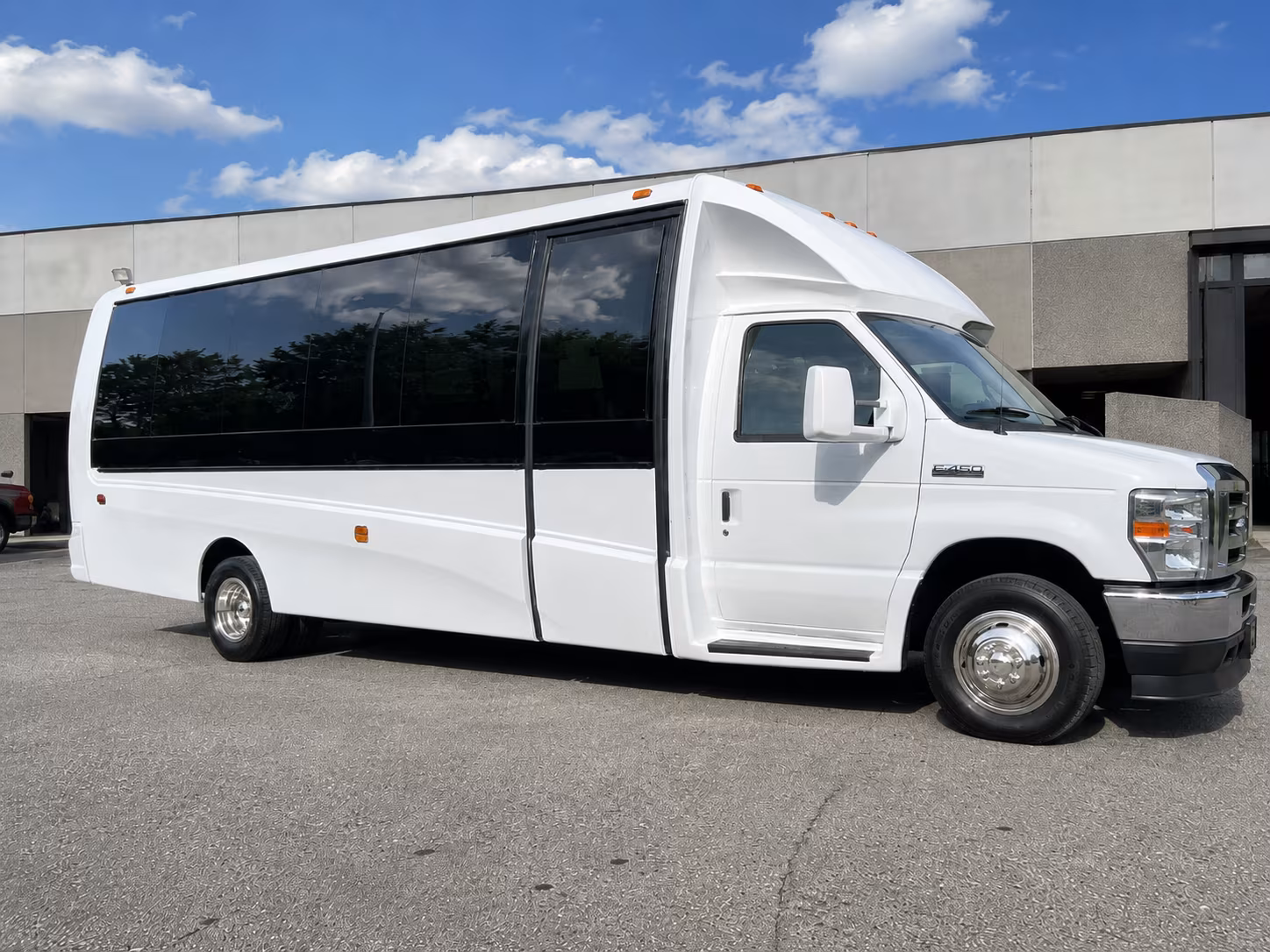 wine tour and brewery buses through the central valley and sierra foothills